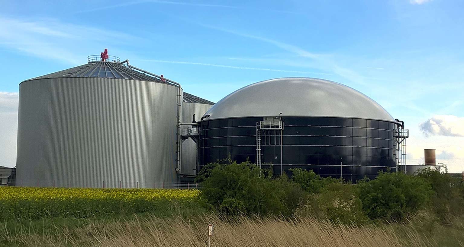 Efficient Anaerobic Digestion Process For Wastewater Treatment And Biogas Production